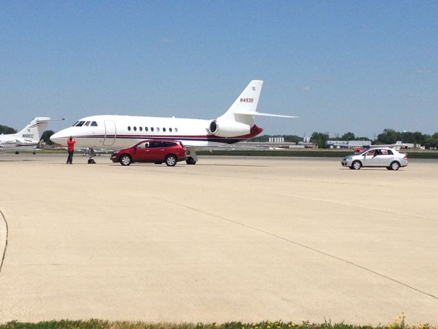 Dassault Falcon 2000 (N493S)