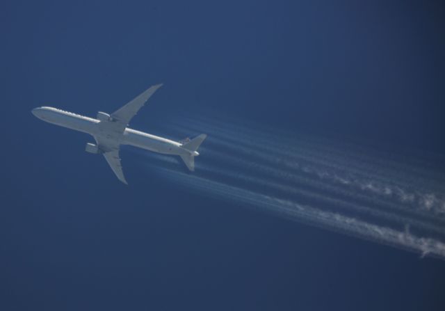 BOEING 767-400 (N76065) - B764 dunited FCO-EWR vertical vendee 32 000 ft le 29-05-2015