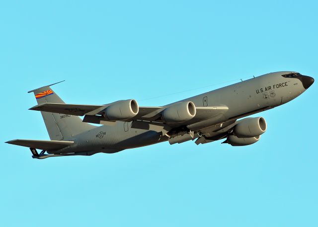 Boeing C-135FR Stratotanker (63-8036)