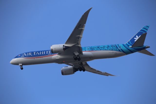 Boeing 787-9 Dreamliner (F-OTOA)