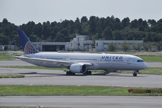 Boeing 787-9 Dreamliner (N15969)