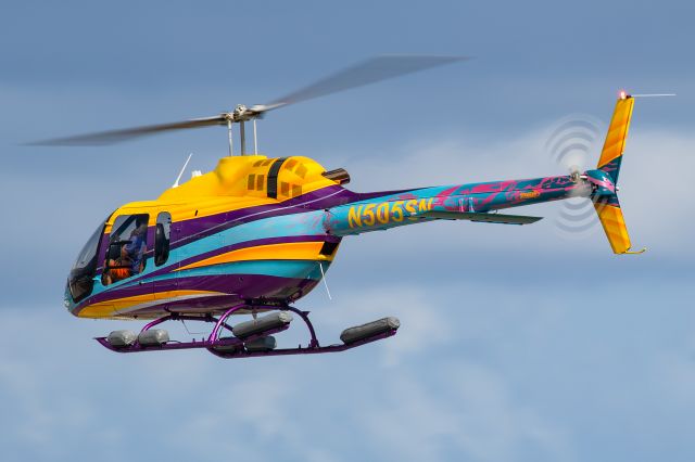 Bell 505 (N505SN) - One flashy looking Bell 505 arriving at SXM!