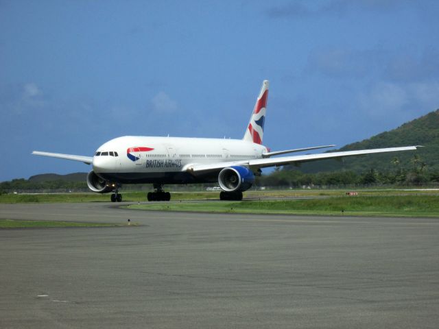 Boeing 777-200 (G-YMMB)