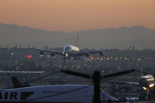 Airbus A380-800 (VH-OQA)