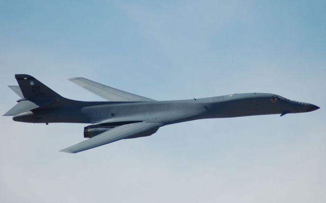 Rockwell Lancer — - B-1 Flyby Yuma Airshow 2009