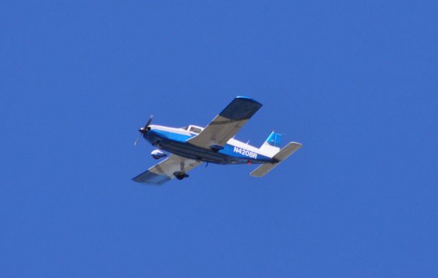 Piper Saratoga (N4208R)