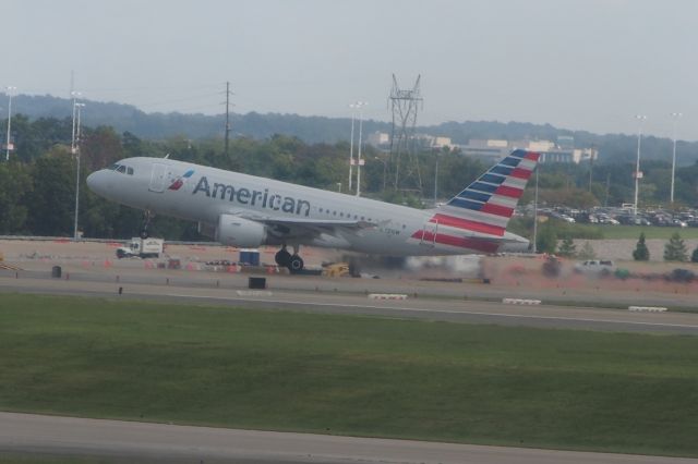 Airbus A319 (N721UW)