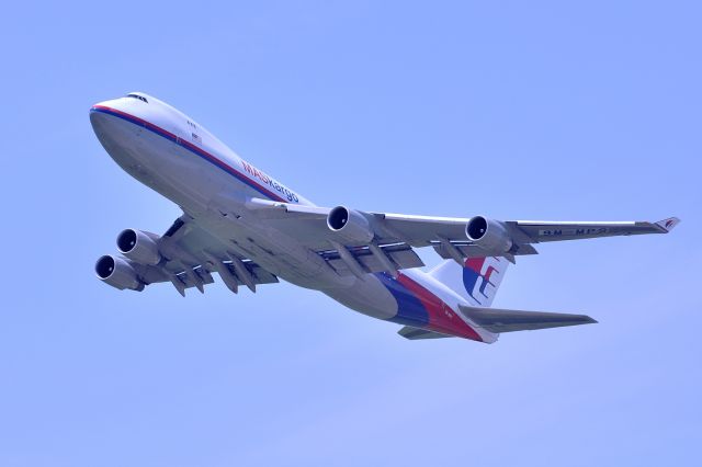 Boeing 747-400 (9M-MPS)