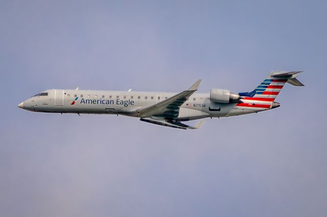 Canadair Regional Jet CRJ-700 (N715SK)