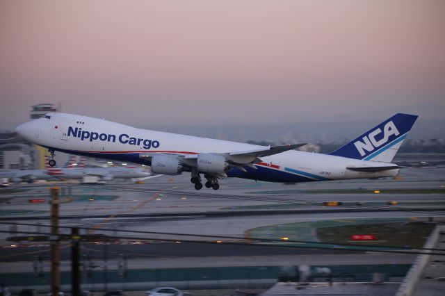 BOEING 747-8 (JA17KZ)