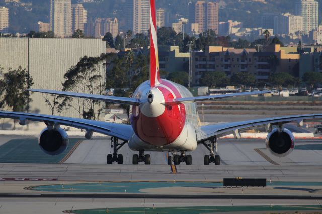 Airbus A380-800 (VH-OQH)