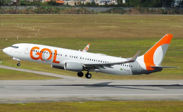 Boeing 737-800 (PR-GUR)