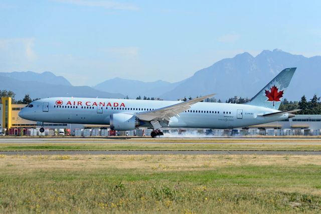 Boeing 787-9 Dreamliner (C-FKSV)