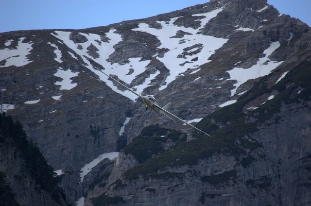 AOT5663 — - flying over Innsbruck Airport