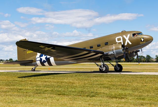 Douglas DC-3 (N150D)