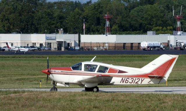 BELLANCA Viking (N6312Y) - Taxiing for departure is this 1985 Bellanca Super Viking BL17-30A in the Summer of 2019.