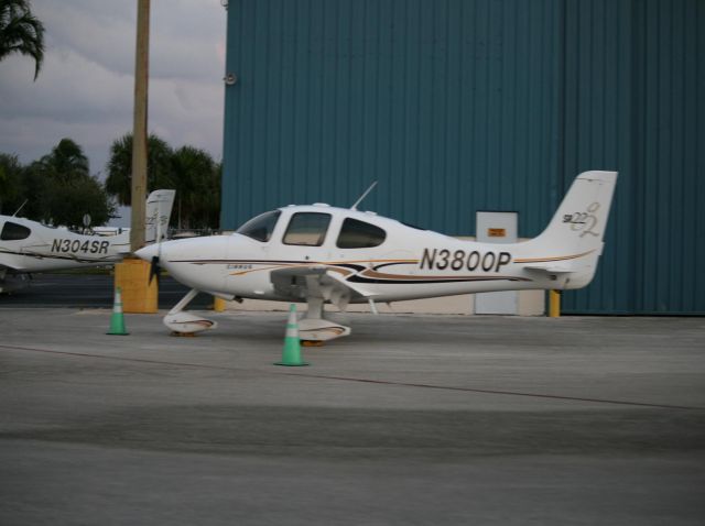 Cirrus SR-22 (N380OP)