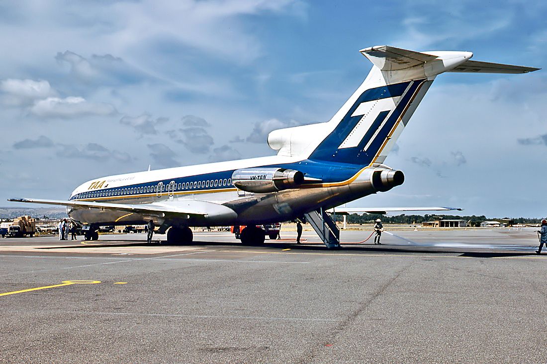 BOEING 727-200 (VH-TBN) - TRANS AUSTRALIA AIRLINES - TAA - BOEING 727-276/ADV - REG : VH-TBN (CN 21479/1357) - ADELAIDE INTERNATIONAL AIRPORT SA. AUSTRALIA - YPAD 8/12/1979