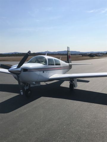 Mooney M-20 (N1142T)