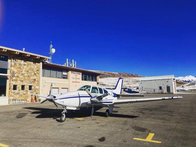 Beechcraft 55 Baron (N101BM)