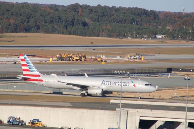 Airbus A321 (N124AA) - Flight 9835 from Miami.