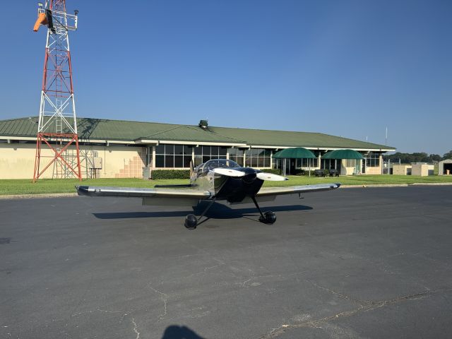Vans RV-6 (N6GY)