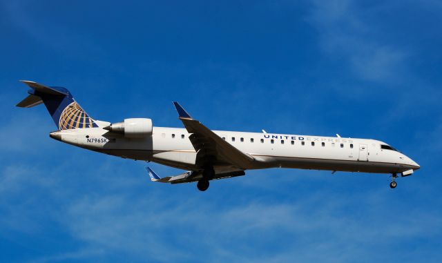 Canadair Regional Jet CRJ-700 (N796SK)