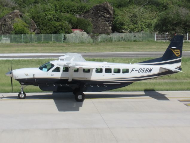 Cessna Caravan (F-OSBM)