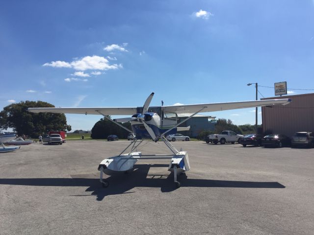 Cessna Skywagon (N1920Q) - Seaplane pilgramige to Jack Browns. 