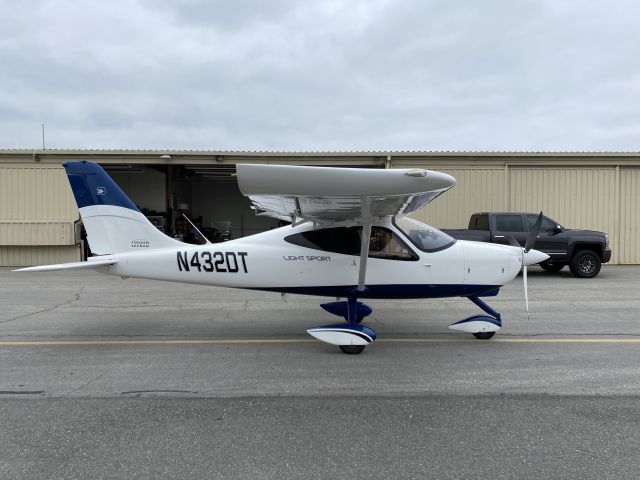 TECNAM P-2008 (N432DT)