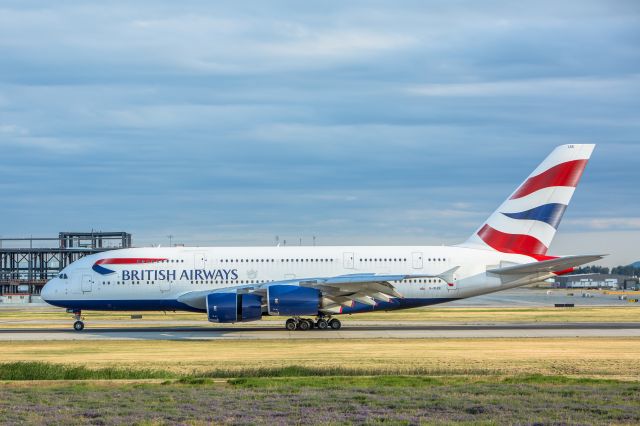 Airbus A380-800 (G-XLEE)