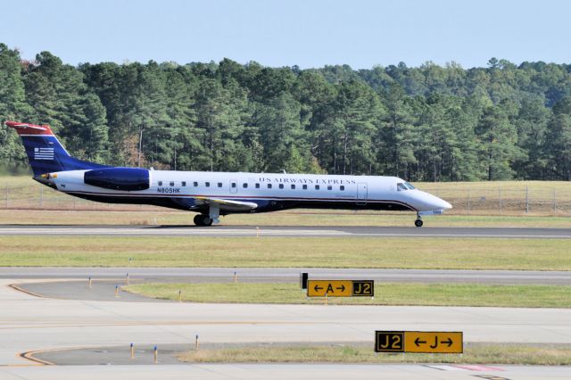 Embraer ERJ-145 (N805HK)