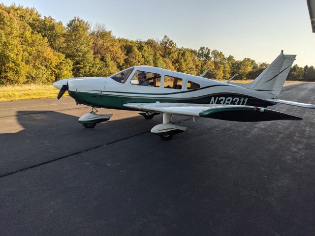 Piper Cherokee (N38311)