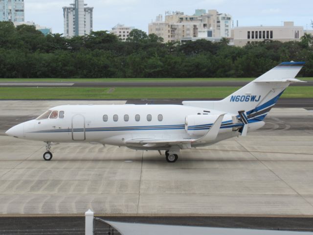 Hawker 800 (N606WJ)