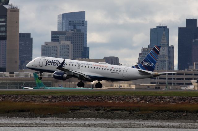 Embraer ERJ-190 (N355JB)