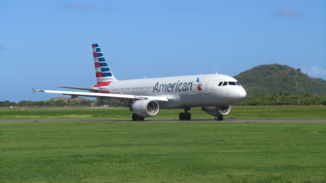 Airbus A320 (N102UW)