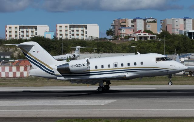 Canadair Challenger (C-GZPX)