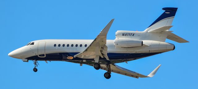 Dassault Falcon 900 (N611TX) - N611TX 2005 Dassault Falcon 900EX s/n 143 -Las Vegas -  Harry Reid International Airport (KLAS)br /USA - Nevada August 18, 2021br /Photo: Tomás Del Coro br /SunSet Park 