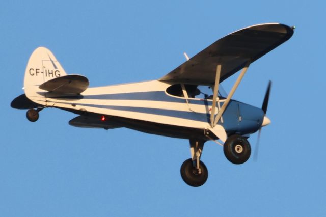 C-FIHG — - CF-IHG Aéronca SII AC. Chief Survolant la ville de Lavaltrie QC. Le 03-04-2025 à 18:42