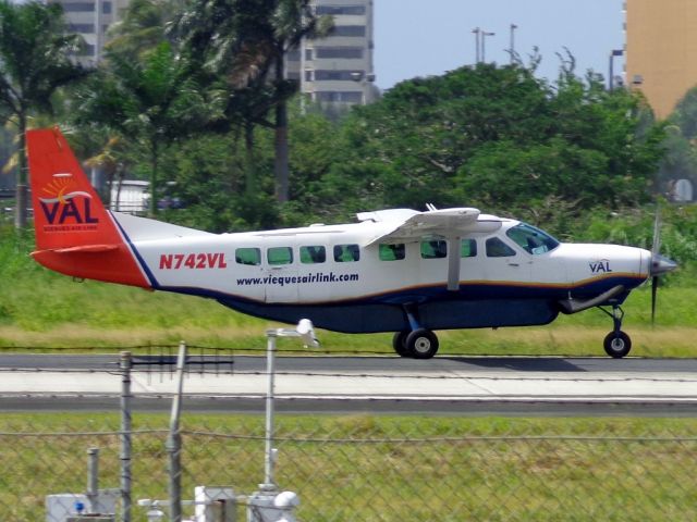 Cessna Caravan (N742VL)