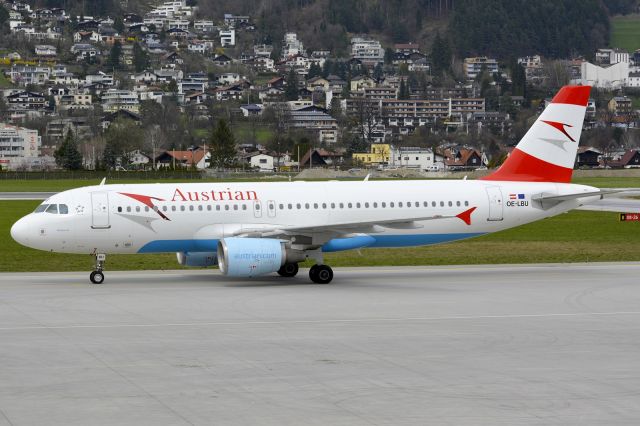 Airbus A320 (OE-LBU)