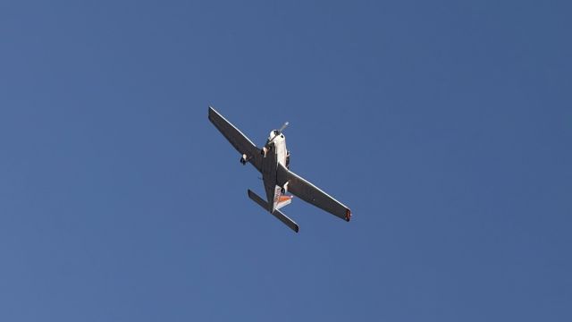 Piper Cherokee (N714MD)