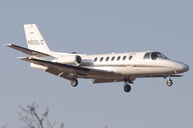 Cessna Citation V (N905LC) - Citation on short final for RWY 1