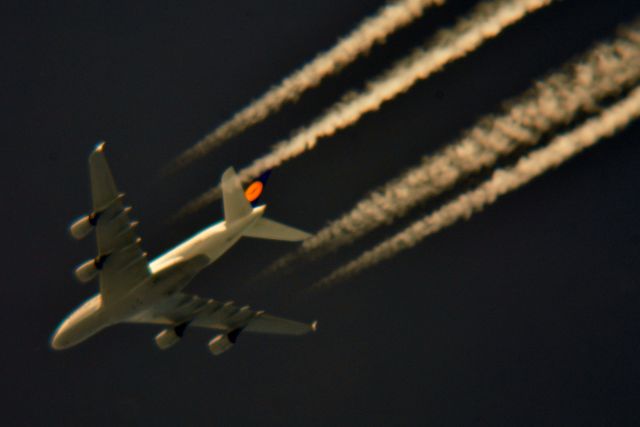 Airbus A380-800 (D-AIMD) - Lufthansa 440 Frankfurt Intl to Houston Bush Intl over Cleveland 40,000 ft. 06.10.16.