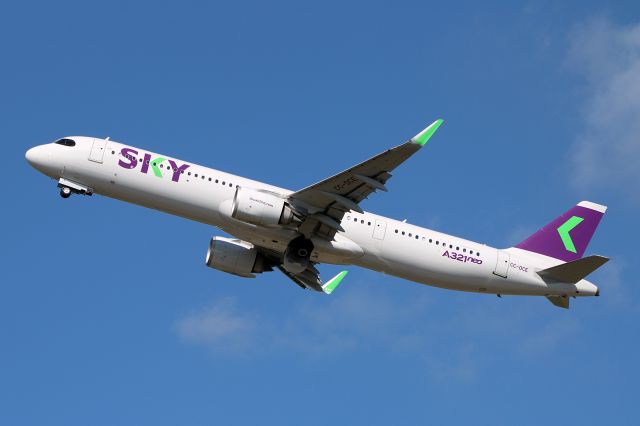 Airbus A321 (CC-DCE)