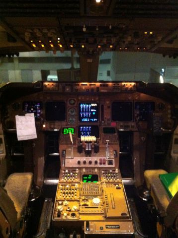 Boeing 747-400 —