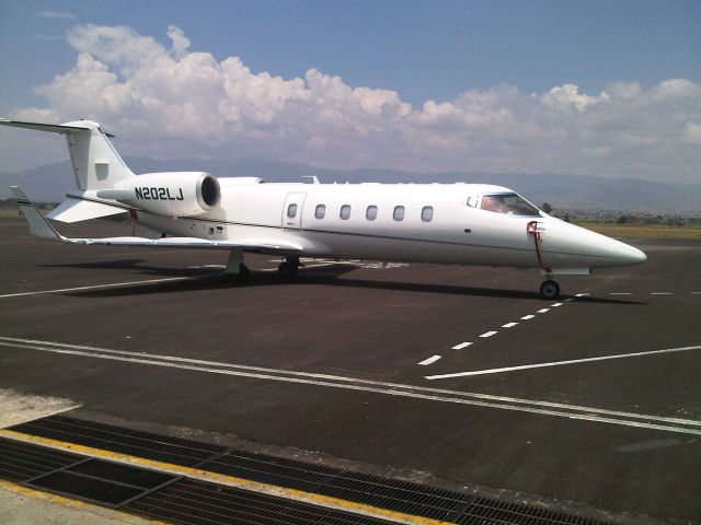 Learjet 60 (N202LJ) - Photo: El Paso, TX - 05/12/10  Owner: Carlos Cabal - Mexico