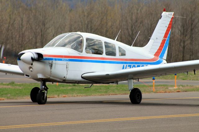 Piper Cherokee (N7259F)