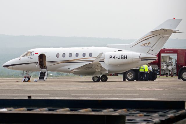 Hawker 800 (PK-JBH)