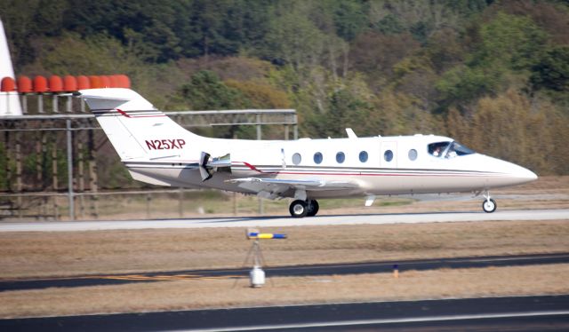 Beechcraft Beechjet (N25XP) - Landing at KPDK